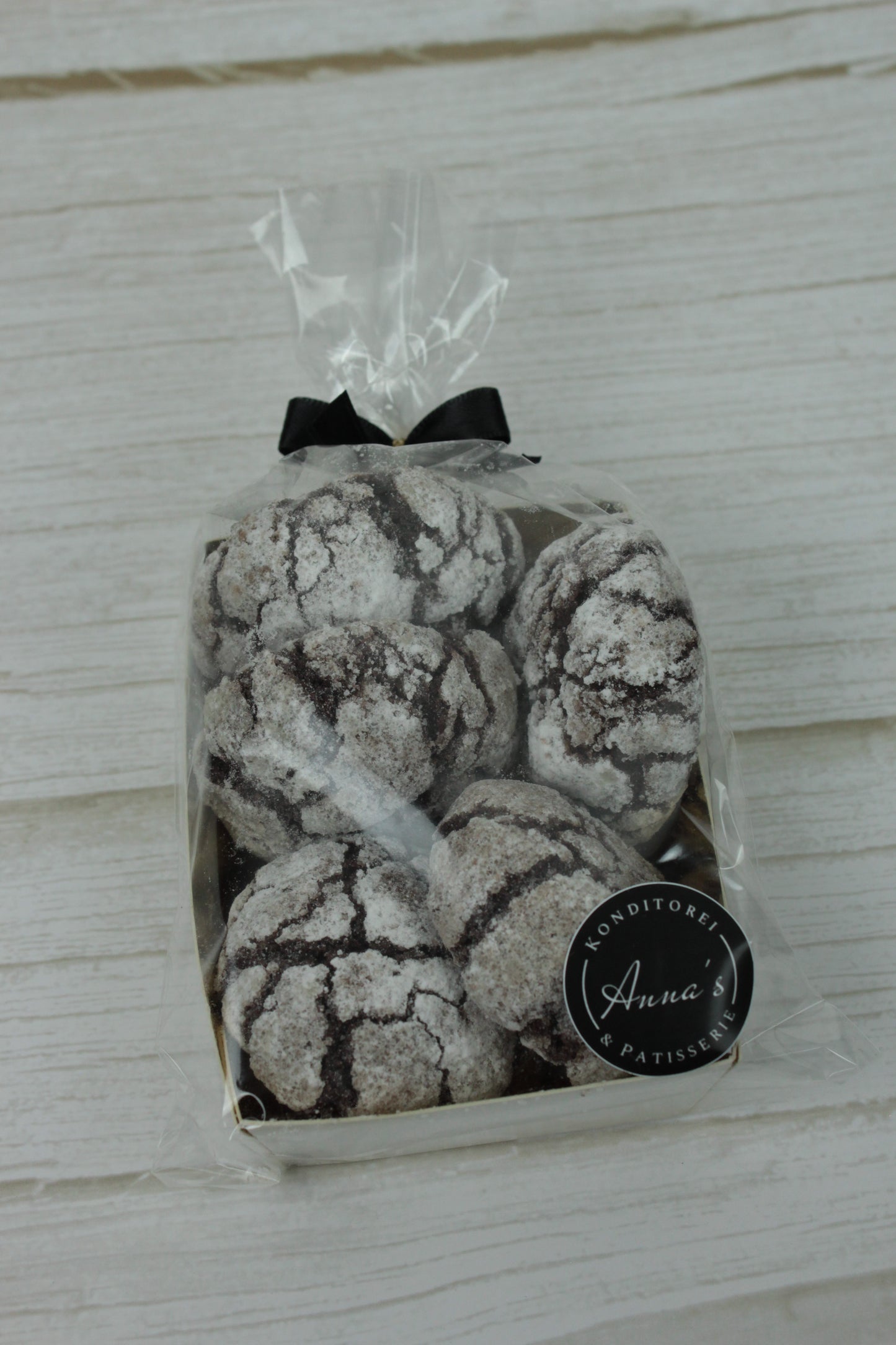 Chocolate Crinkle Cookies