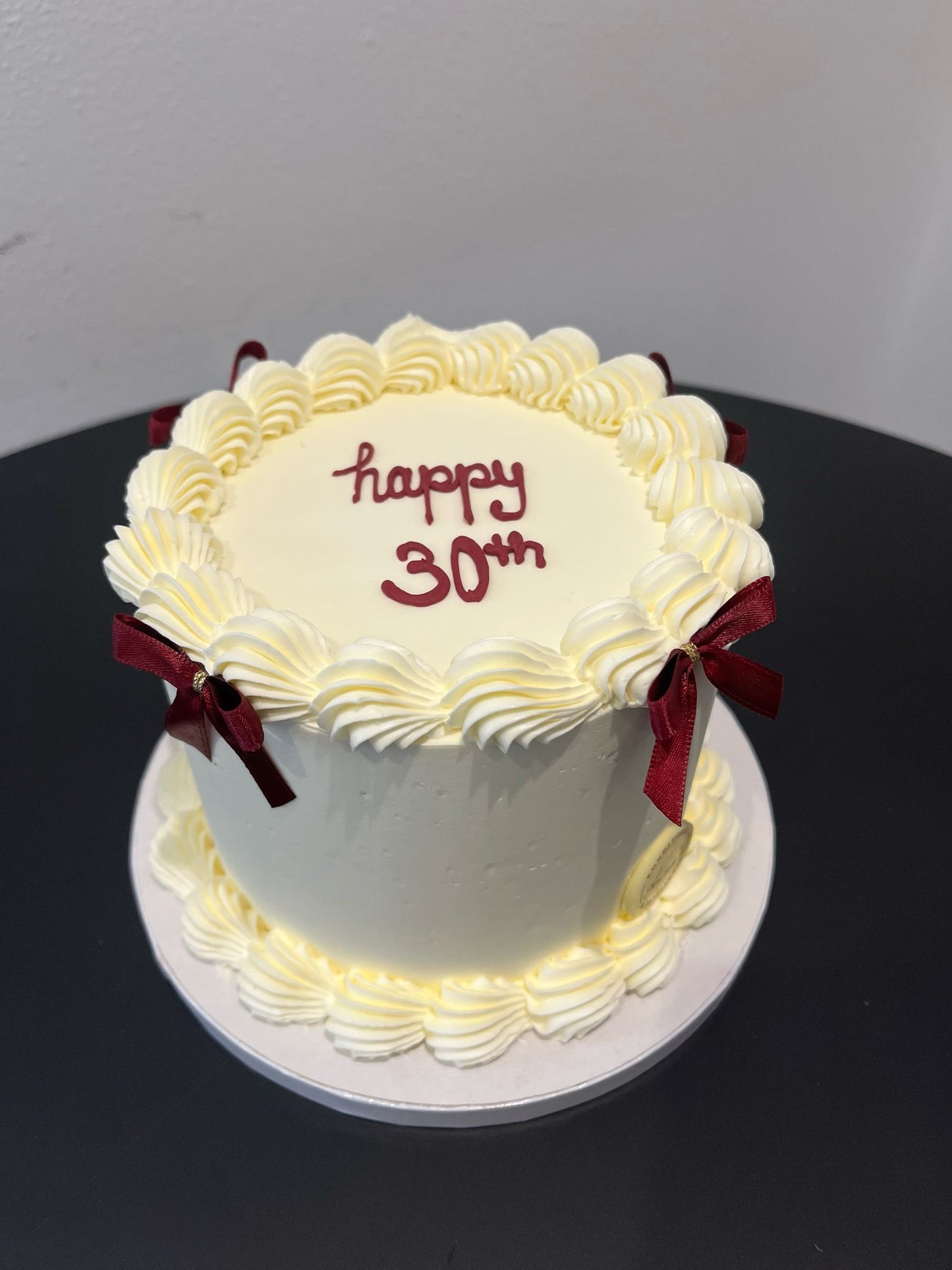 Ribbon Vintage Cake